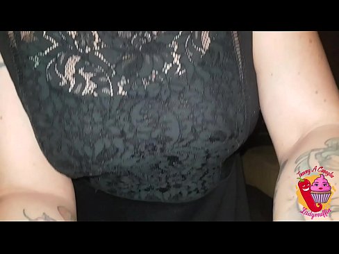 ❤️ Mae llyschwaer Slutty yn rhoi blowjob iddo a Sbaeneg ❤❌ Rhyw super wrthon ni ☑