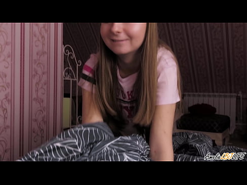 ❤️ Mae Blondie yn Sugno ei BFF yn Ddwfn ac yn Cael Cum Yn Ei Cheg ❤❌ Rhyw super wrthon ni ☑
